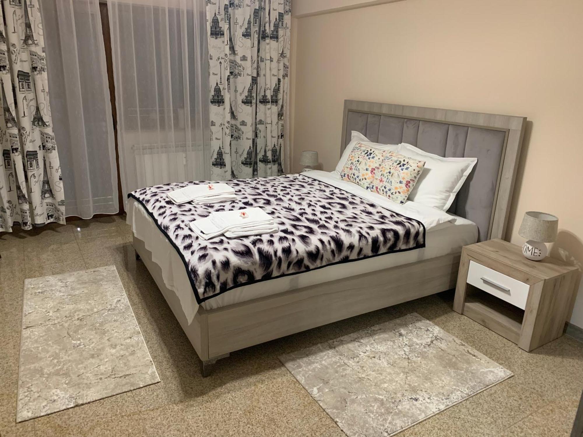 Minerva Ultracentral Apartment Craiova Exterior photo